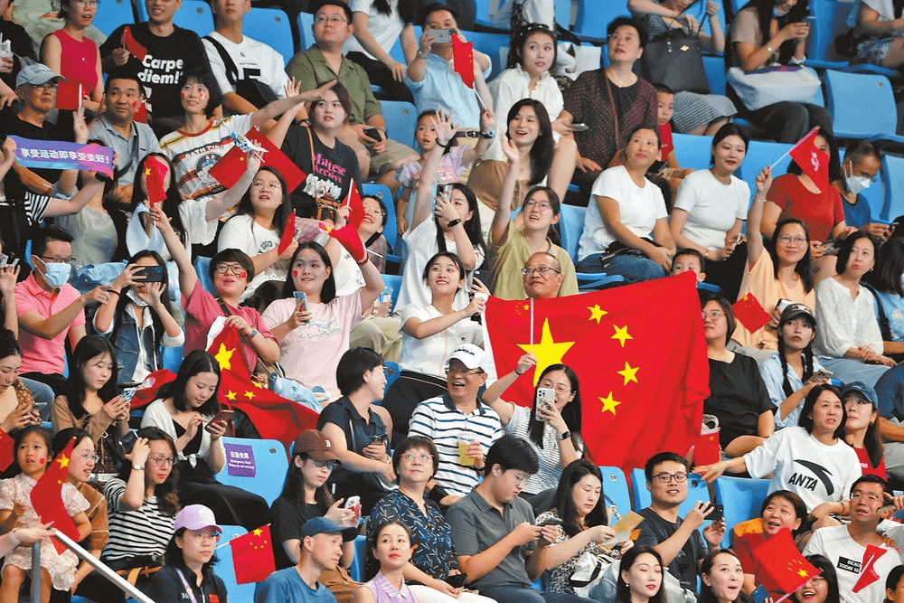 亚博体育-包含TheShy重要时刻刷新纪录，快船带队取胜！赛场气氛高涨的词条