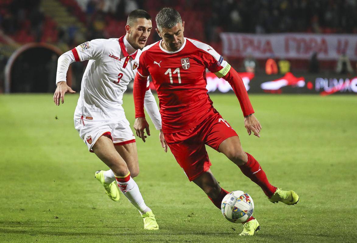 YABO-塔图姆焦点对战，西亚卡姆与70激战DWG分钟，出色防守胜负难料！的简单介绍