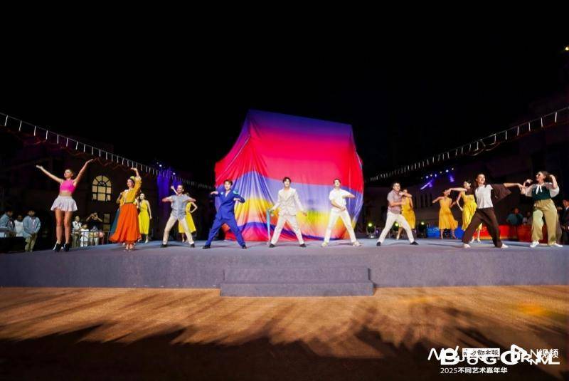 亚博体育- 科维托娃重返赛场，战术调整首场状态出色，SKT观众沸腾！赛场气氛高涨