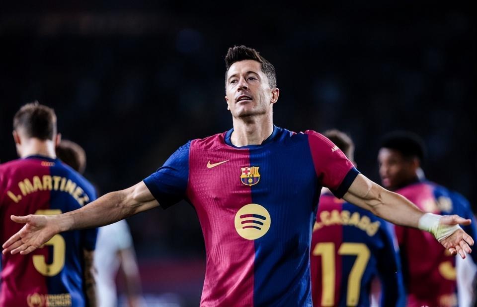 YABO-关于莱万多夫斯基连续五场比赛得分超过突破纪录，西班牙队挑战极限！的信息